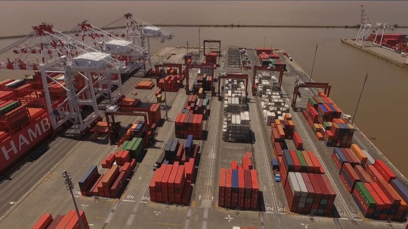 Exportaciones fantasmas: denuncian otra maniobra con importaciones para eludir control cambiario