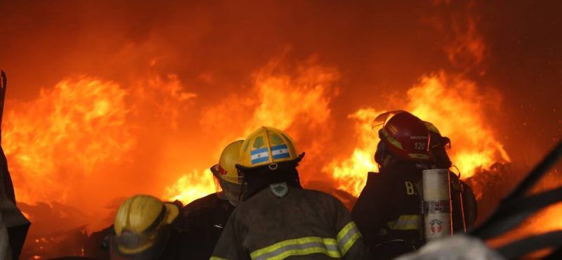 Este 2 de junio se celebra el “Día Nacional del Bombero Voluntario” - VIDEO con la Marcha