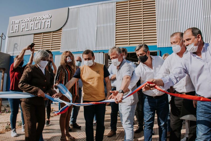 Herrera Ahuad lanzó Feria del Envasado en Garuhapé e inauguró la nueva “Placita” en Puerto Rico