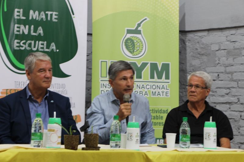 “El Mate en la Escuela”: Una herramienta pedagógica, transformadora, para los jóvenes