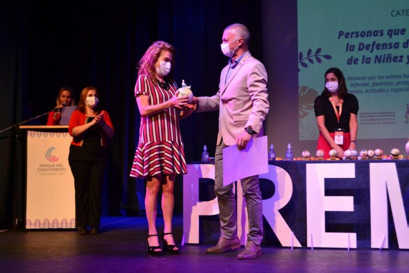 Misiones: Se celebró la VI edición de los “Premios Defensoría” - La RMM una de las distinguidas