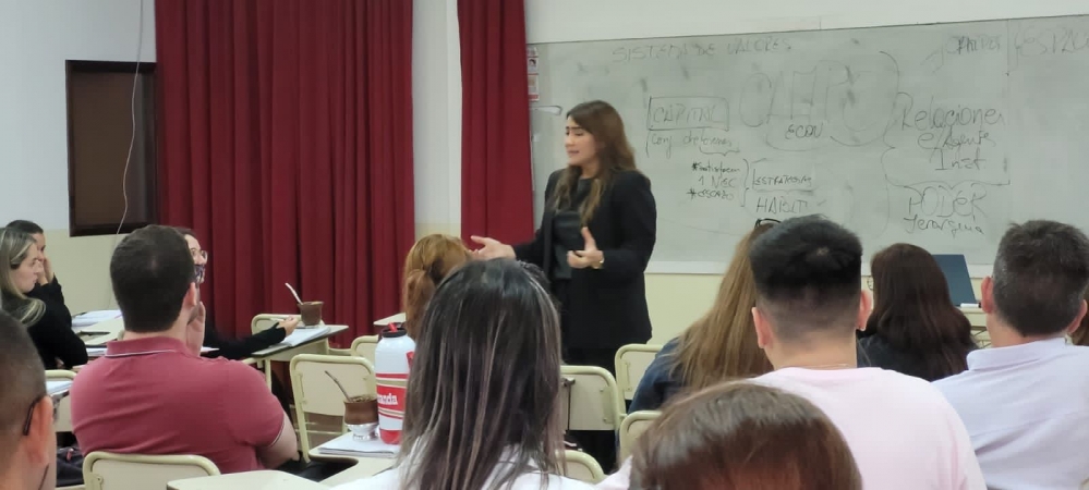 Red de Escuelas Inteligentes en Misiones: Comunidades que “CREAN Y EXPRESAN SU SINGULARIDAD”