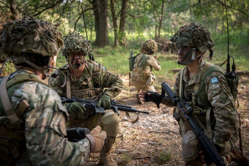 Misiones y el Ejército Argentino firmaron convenio para la formación técnica y en oficios de soldados voluntarios
