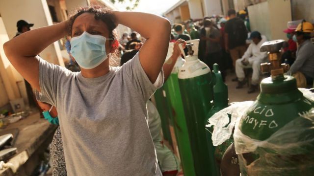 PERÚ – 13 fallecidos por coronavirus en una sola familia