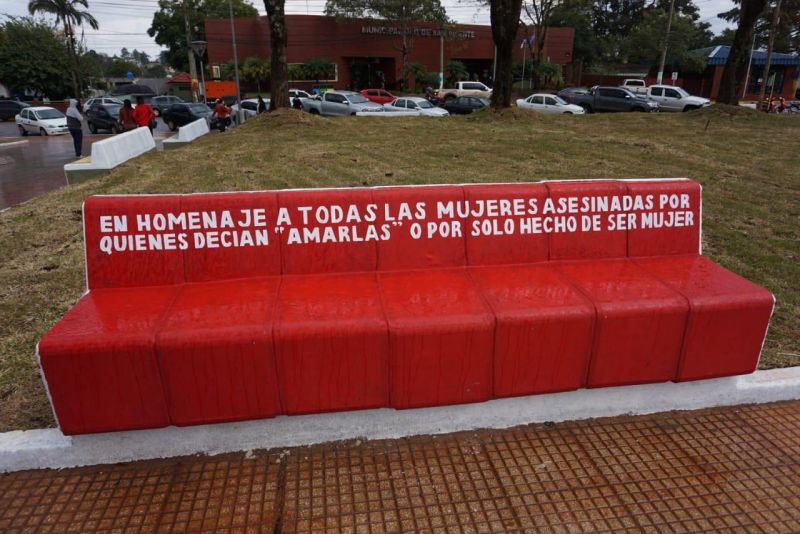 Comunales sanvicentinas: “Banco Rojo” iniciativa para visibilizar la violencia de género.