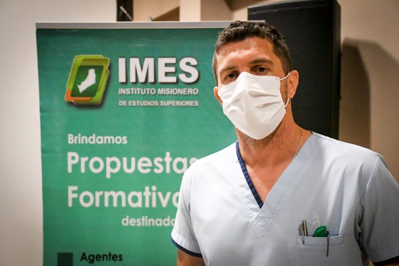 Puerto Iguazú: Herrera Ahuad acompañó la presentación de la carrera de Enfermería y recorrió obras viales