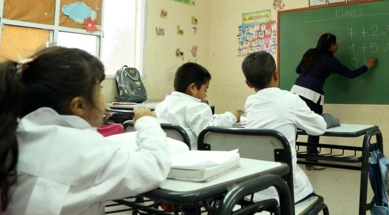El Ministro de Educación mencionó la posibilidad de volver a las clases en agosto