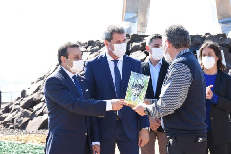 El Gobierno de Misiones homenajeó a los trabajadores del sistema provincial de salud