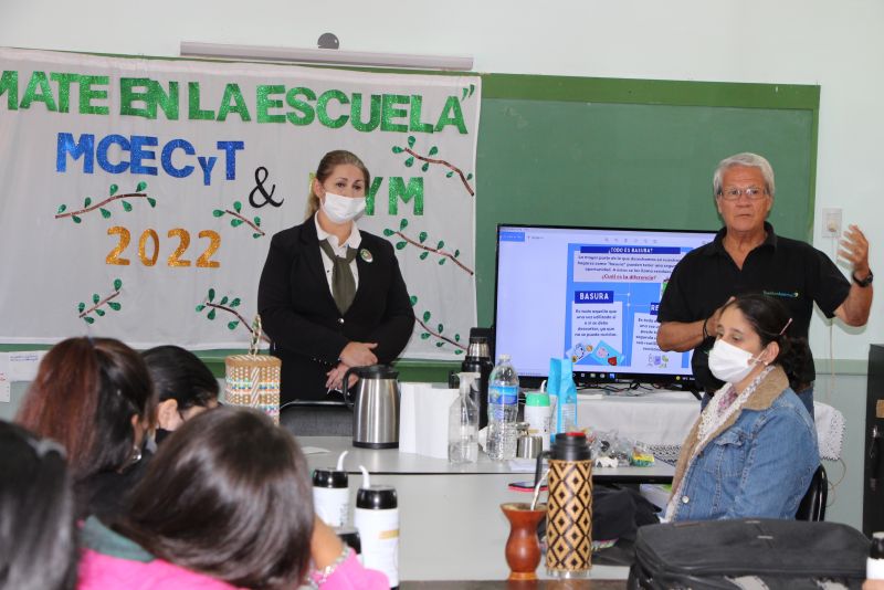 “El Mate en la Escuela” ya es parte de las clases del Colegio 2 de Posadas