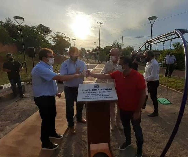 Comunales sanvicentinas: Herrera Ahuad y el intendente Rodríguez inauguraron la Plaza 200 Viviendas