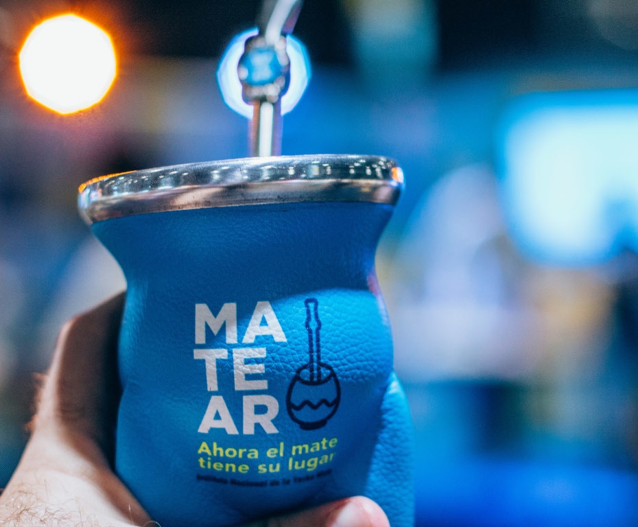 Yerba orgánica, con flores, barbacuá o tradicional, todas las variantes en «MATEAR», la mayor fiesta del mate