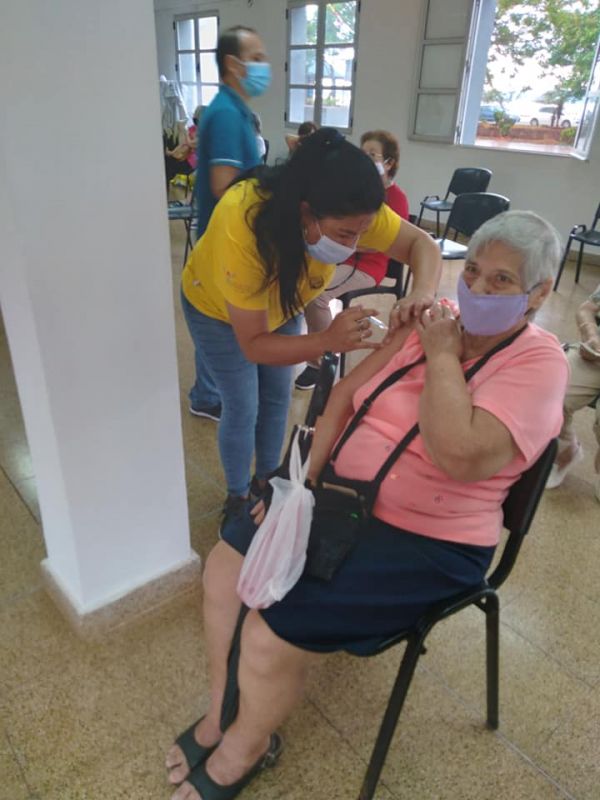 Misiones: Se está aplicando la segunda dosis de la vacuna Sputnik V - Se habilitó la APP "Alegra Med" para "nuevos turnos"