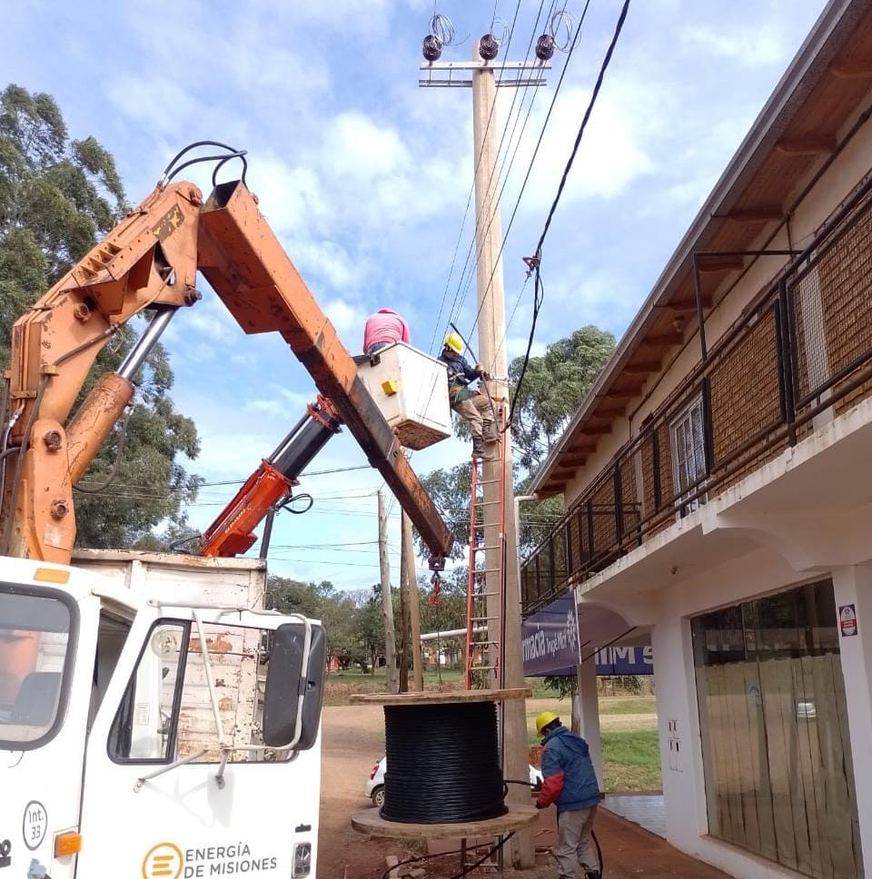 Energía de Misiones fortalece su infraestructura con una nueva subestación en San Vicente