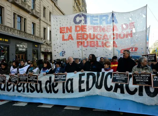 CTERA convoca a un paro docente y movilización para este lunes 26 ante la falta de respuestas del gobierno