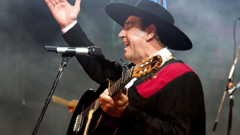 El “Chaqueño Palavecino” en terapia intensiva por COVID-19