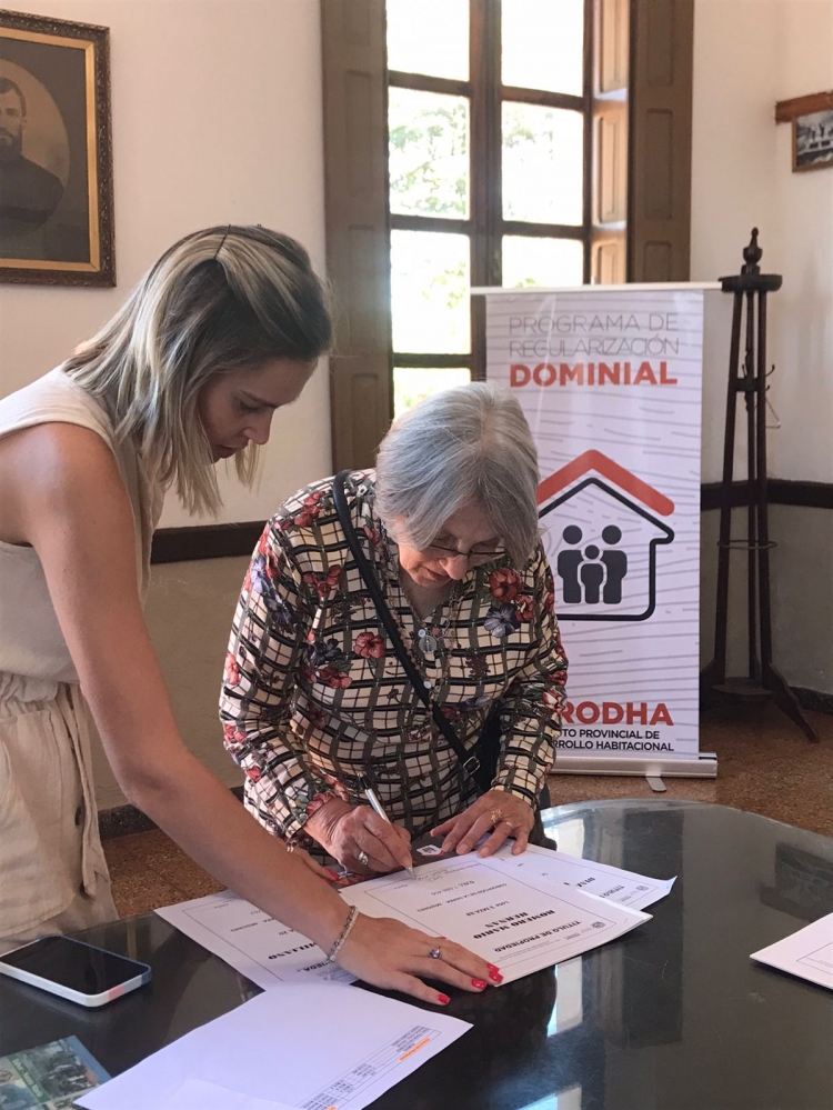 Misiones: El IProDHa llegó a las 20 mil escrituraciones en toda la Provincia