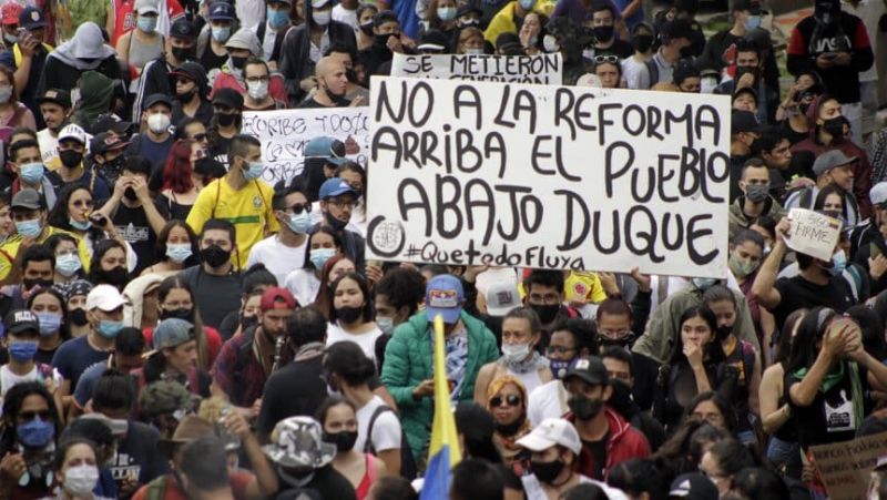 COLOMBIA - Reforma tributaria, violencia en las calles y paro