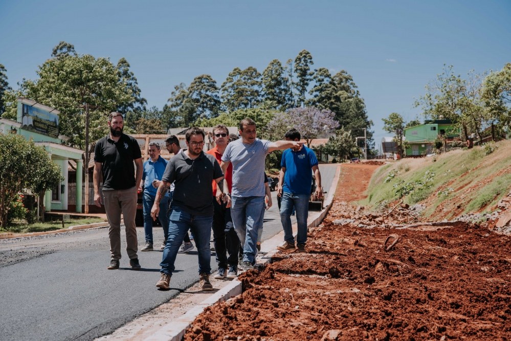 Puesta en valor del “Oriente Misionero”: Herrera Ahuad supervisó obras en San Vicente
