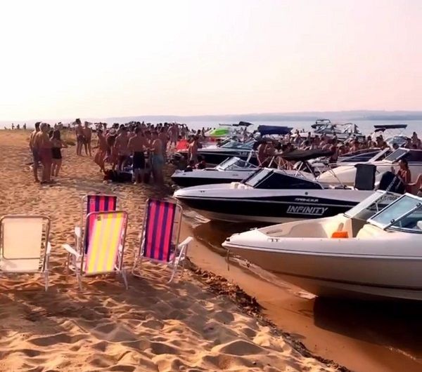 MISIONES – Posadas: “Juntada” con cientos de jóvenes y unas 50 lanchas en Isla del Medio, Río Paraná - Clausuran fiesta con 500 invitados