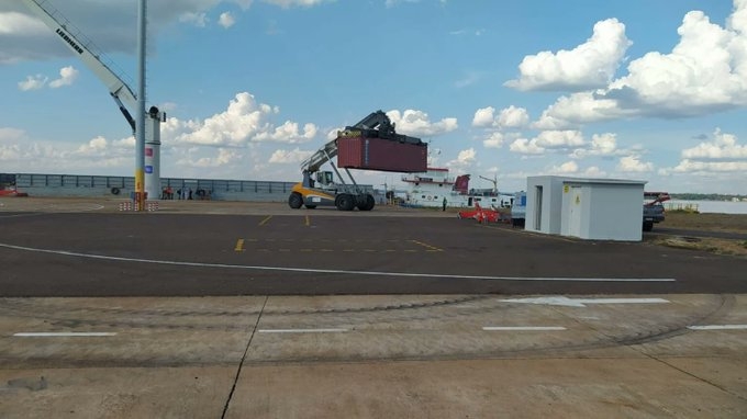 Misiones: Puerto de Posadas “reactivado” con el arribo del primer convoy de barcazas