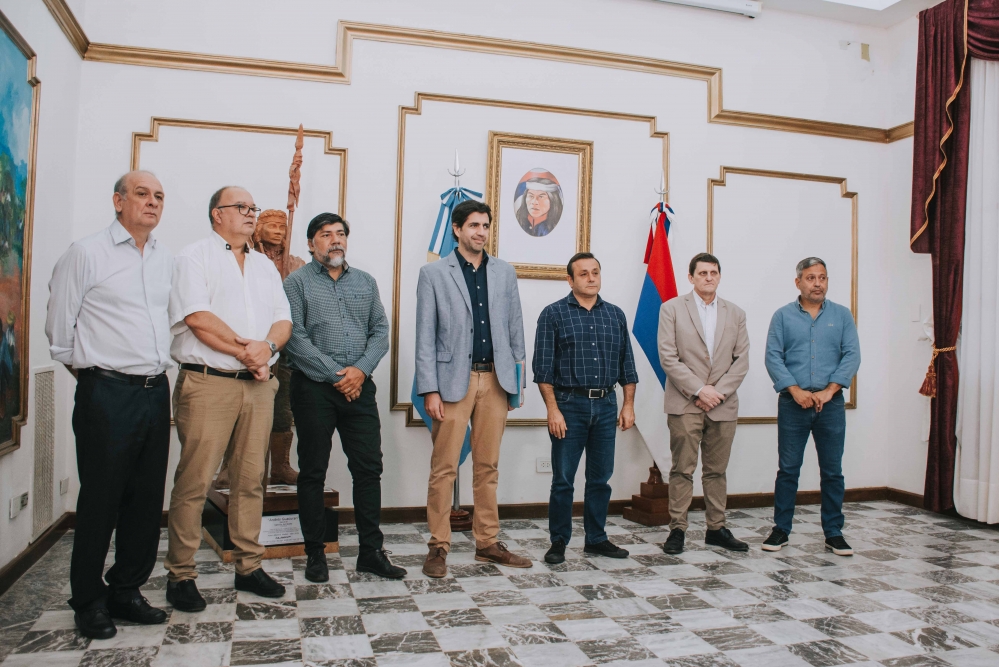 El Gobierno de Misiones entregó subsidios a entidades civiles, religiosas, deportivas y, para proyectos audiovisuales, además de créditos a Municipios
