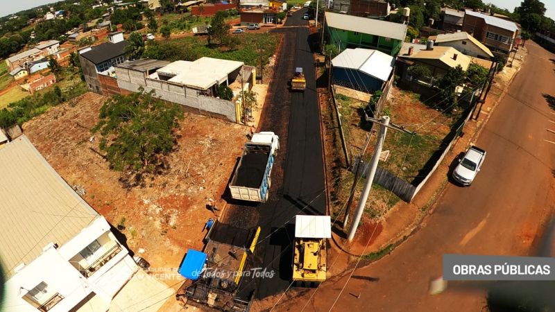 Comunales sanvicentinas: Pavimentan calle céntrica con fondos municipales