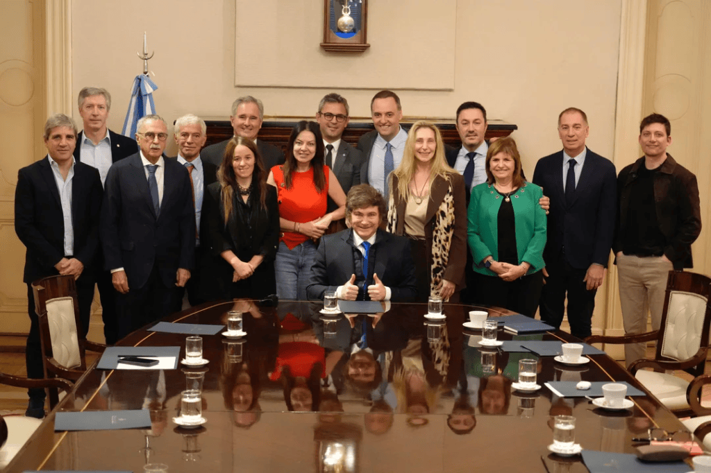 Zuban Córdoba: “Hay un semáforo amarillo para el gobierno nacional”
