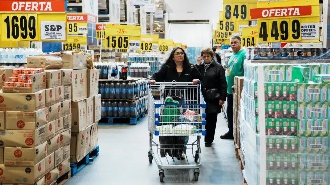 Una “familia tipo” necesitó más de $850.000 para no ser pobre en mayo