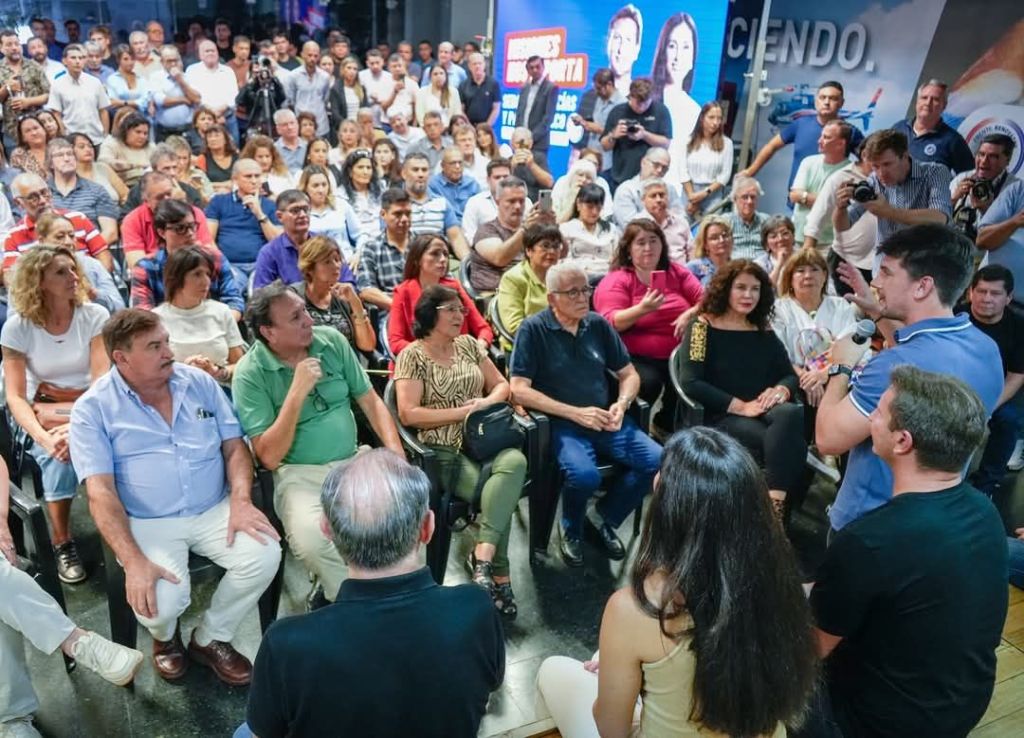 ESCENARIO político: “CONSTRUIR EL FUTURO DESDE LA REALIDAD”