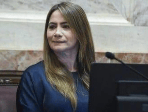 Misiones: La senadora nacional Rojas Decut conformó un monobloque