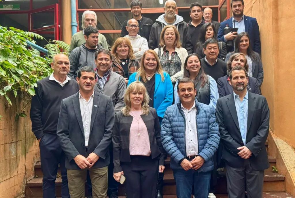 Herrera Ahuad: “Cueste lo que cueste, voy a estar al lado de la Universidad Pública”. También ratificó su apoyo a las economías regionales y a la atención a la salud