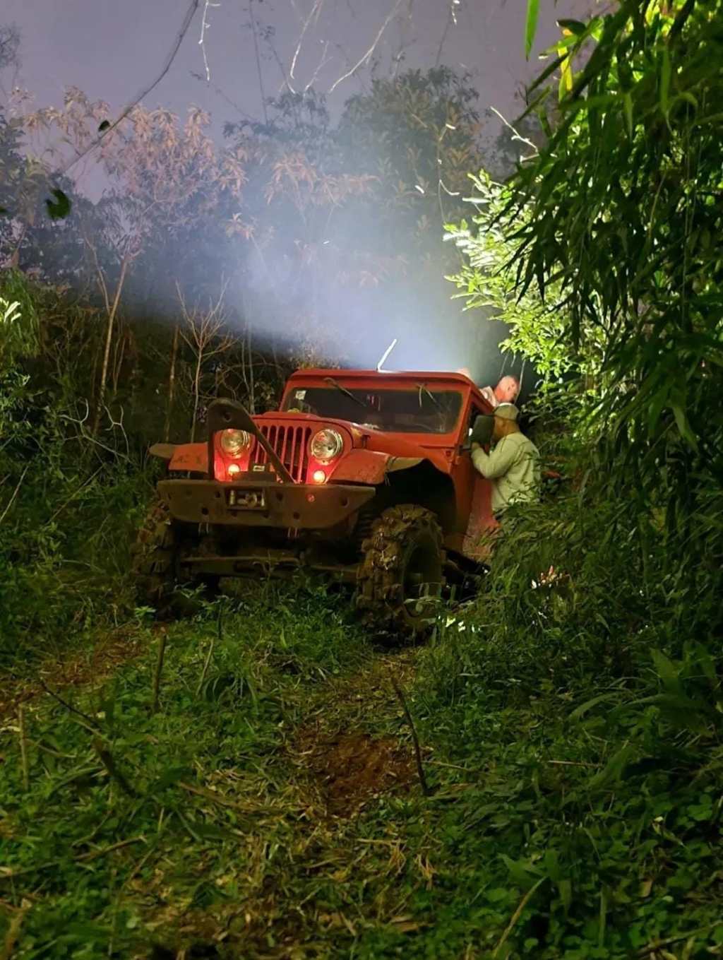 San Vicente: Con multitudinaria presencia, capacidad de alojamiento al 100% el Jeep Fest Argentina 2024 se vivió intensamente - Síntesis - Galería de fotos
