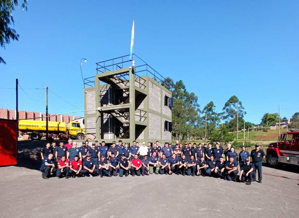 San Vicente: Bomberos Voluntarios ya cuentan con su Centro de Entrenamiento y Simulaciones Prácticas, primero en Misiones