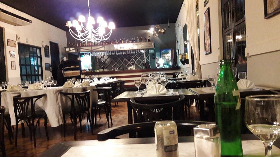 La recesión no da tregua: un histórico restaurante de Posadas advierte que la crisis económica ya supera a la pandemia