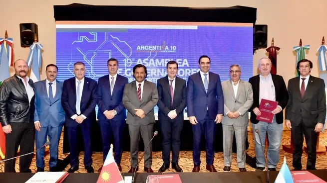 Gobernadores del Norte Grande avanzan en la constitución de un bloque regional "líquido"