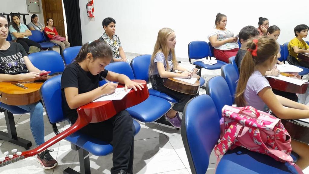 Comunales sanvicentinas: Talleres municipales gratuitos para la comunidad