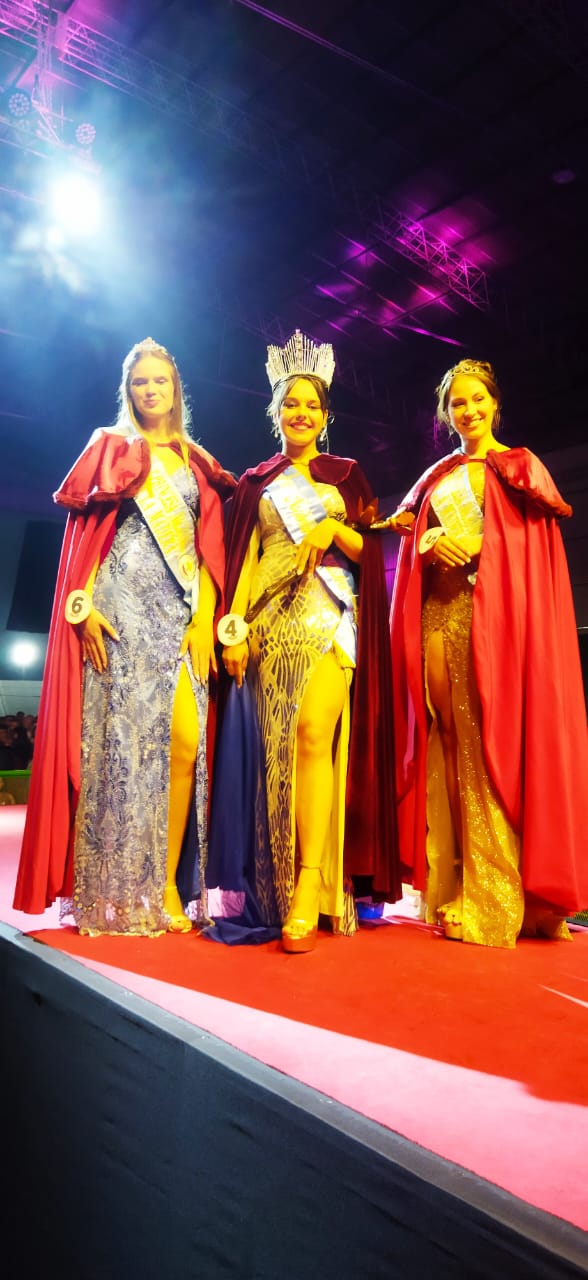 San Vicente: 39ª Fiesta Nacional de la Madera – La sanvicentina Macarena Hankwitz es la nueva Reina – Imágenes y videos