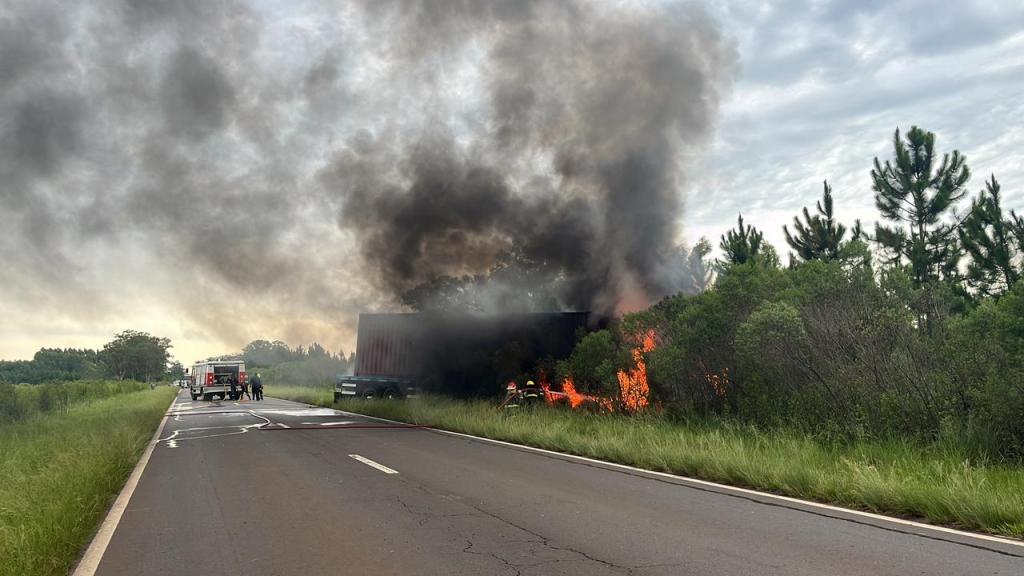 Corrientes: 2 personas oriundas de San Vicente perdieron la vida en accidente vial sobre RN14 cerca de Santo Tomé