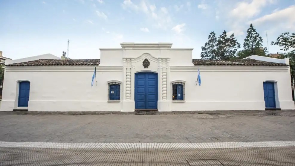 En Tucumán se destaca la firma del Pacto de Mayo, entre Milei y 19 mandatarios provinciales y CABA