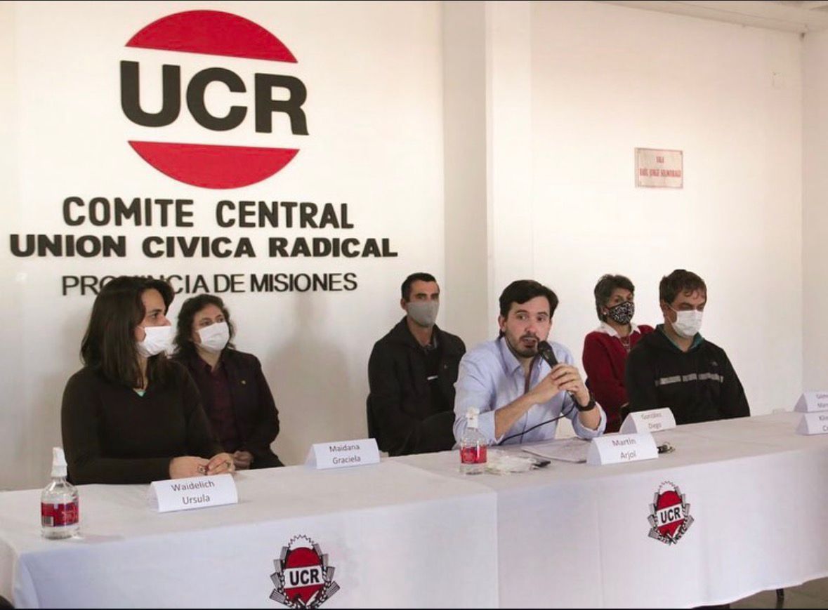 El exradical Martín Arjol difundió video del 24 de marzo de la Casa Rosada que contiene críticas a Alfonsín