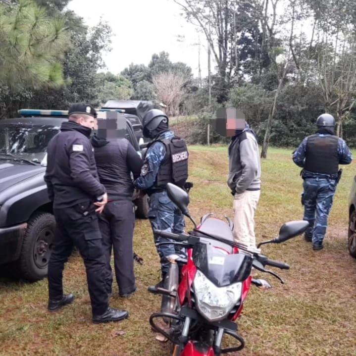 Misiones – San Vicente: Por denuncia de amenazas de muerte, detuvieron a un hombre que tenía armas de fuego