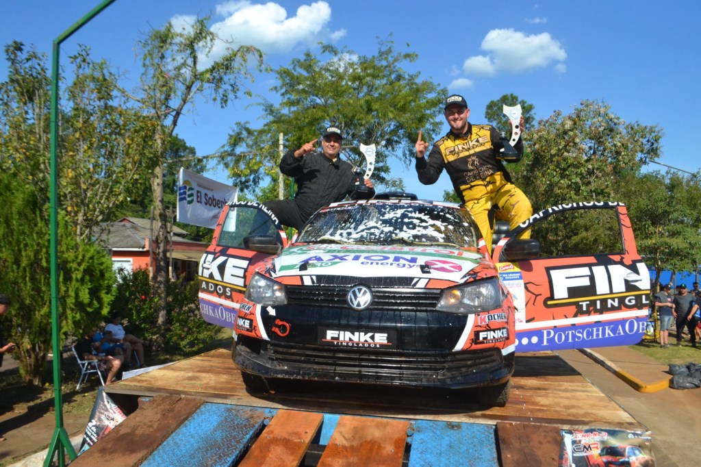Misionero de Rally: La dupla Héctor Finke-Marcos Espíndola lo dio vuelta y a falta de un pc gana en El Soberbio