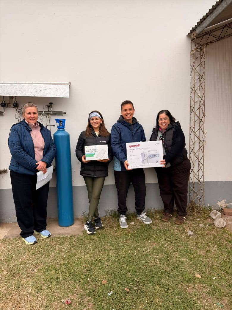 vecino de Poeta Lugones, Córdoba, dona un tubo de oxigeno a nuestro Hospital