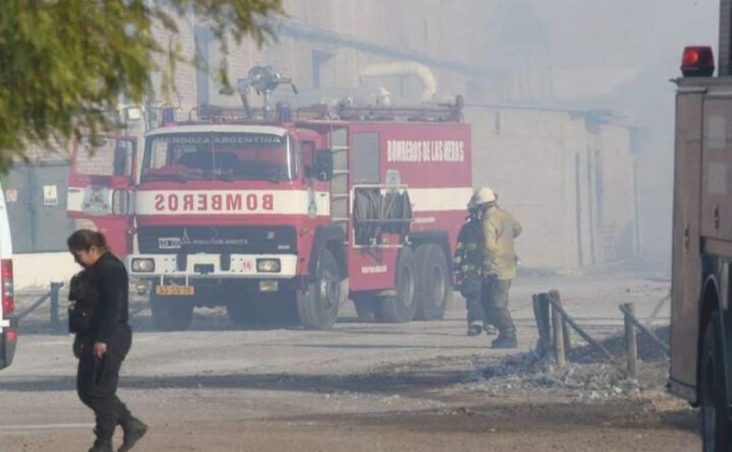 TRAGEDIA EN UNA IGLESIA DE CORDOBA, FALLECIERON DOS NIÑAS EN UN INCENDIO