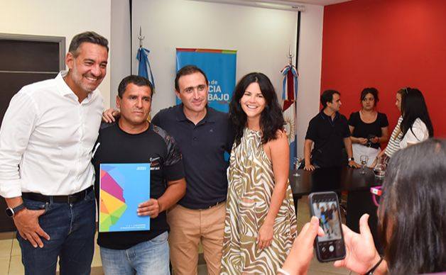 Familias del sur provincial fueron reconocidas como legítimas poseedoras de sus inmuebles