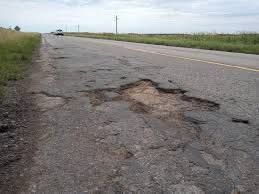 El gobierno nacional ordenó cancelar contratos de mantenimiento de rutas