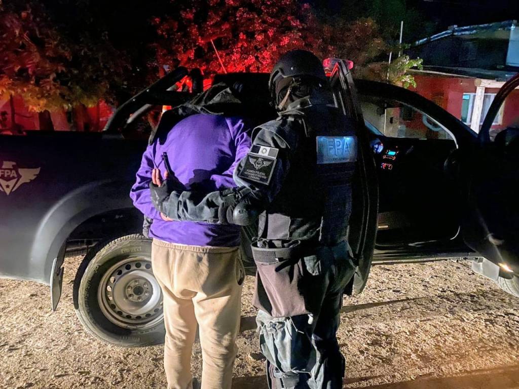 TRES SUJETOS DETENIDOS POR VENTA Y DELIVERY DE ESTUPEFACIENTES EN LABOULAYE