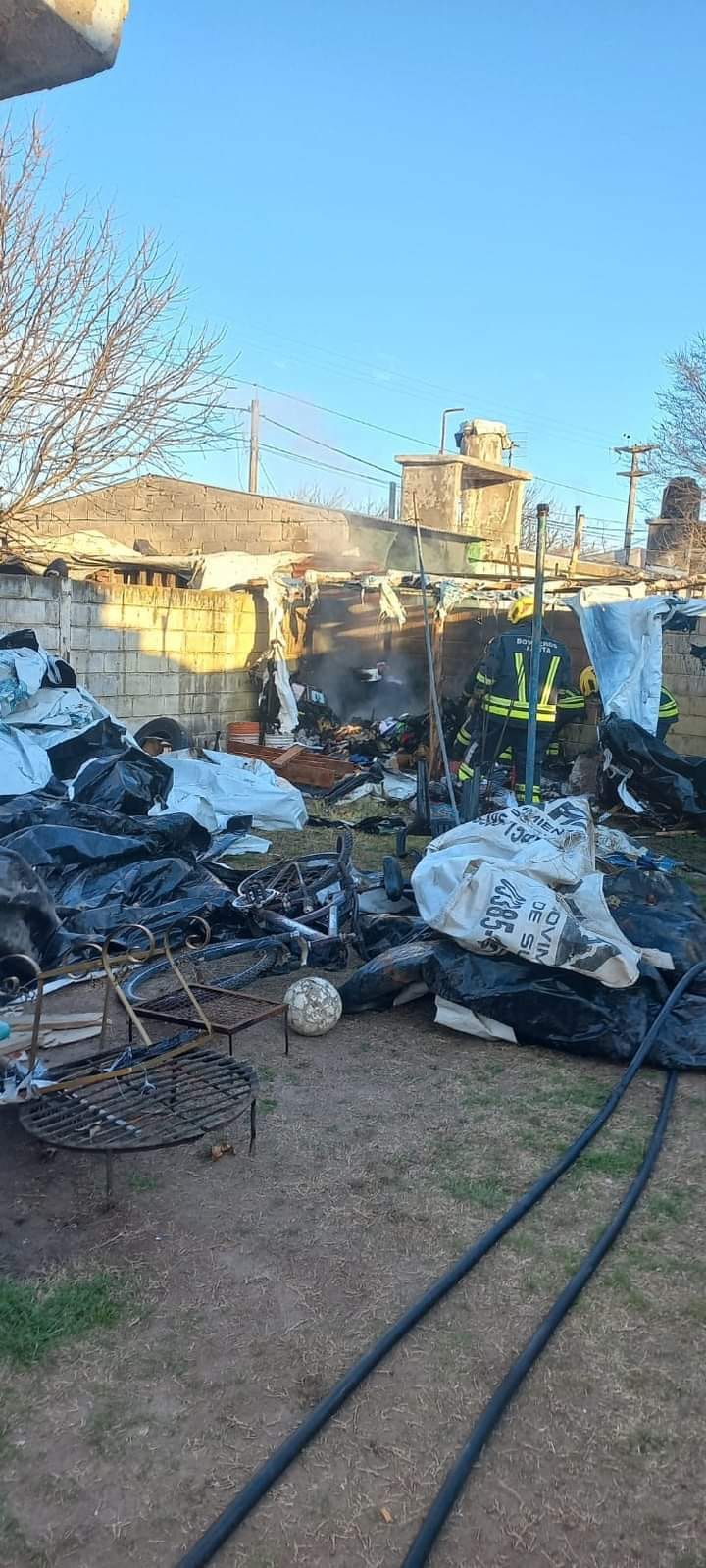 Se incendio el galpón de una casa en jovita