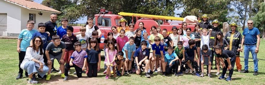 Charla de defensa civil en la escuela Benjamin Dupont
