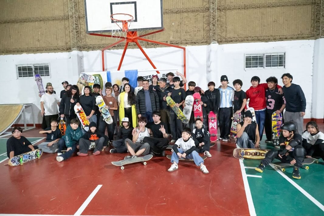 LA ESCUELA MUNICIPAL DE SKATE CELEBRÓ EL DÍA DE LAS INFANCIAS